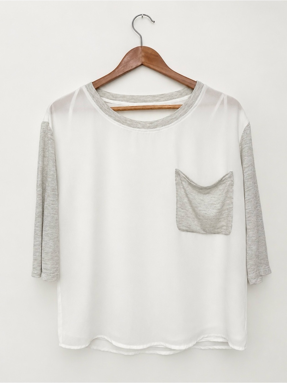 Naked Zebra White & Gray 3/4 Sleeve Blouse Size S